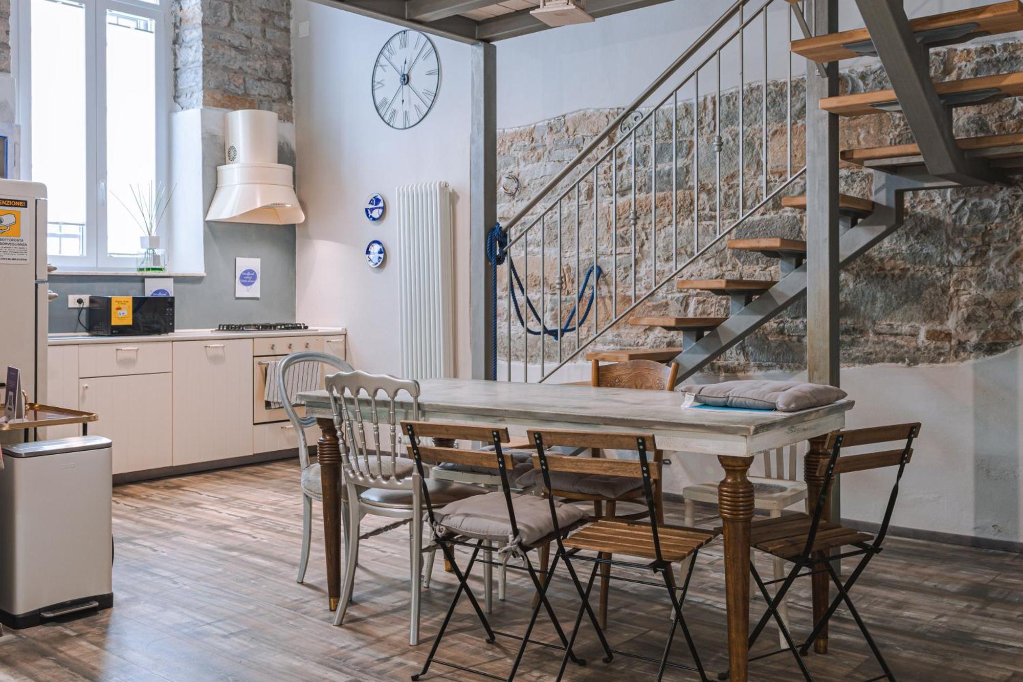 Trieste Art Loft Exteriör bild